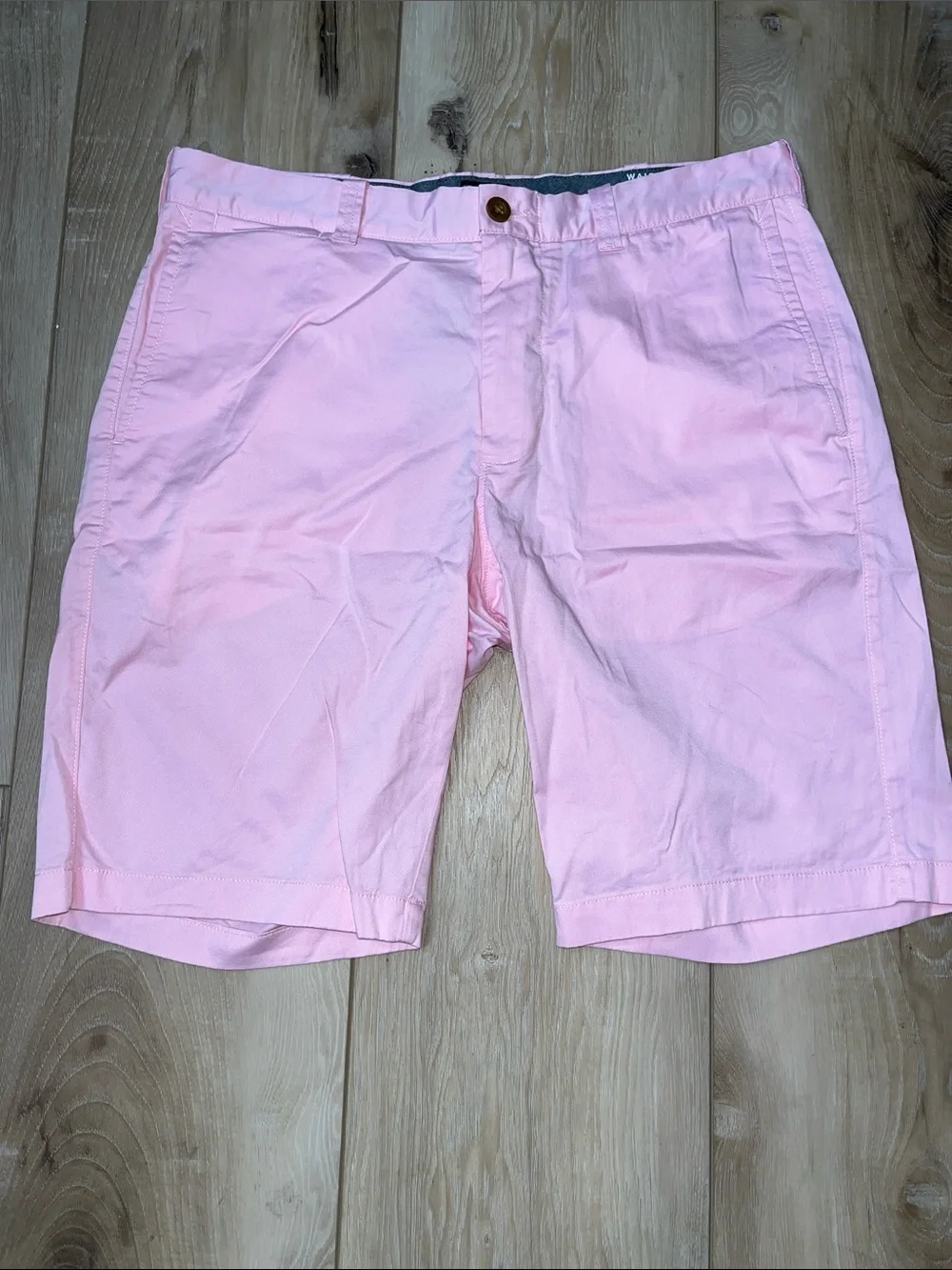 J. CREW MENS 10.5” STRETCH SHORTS PINK SIZE 33 NEW